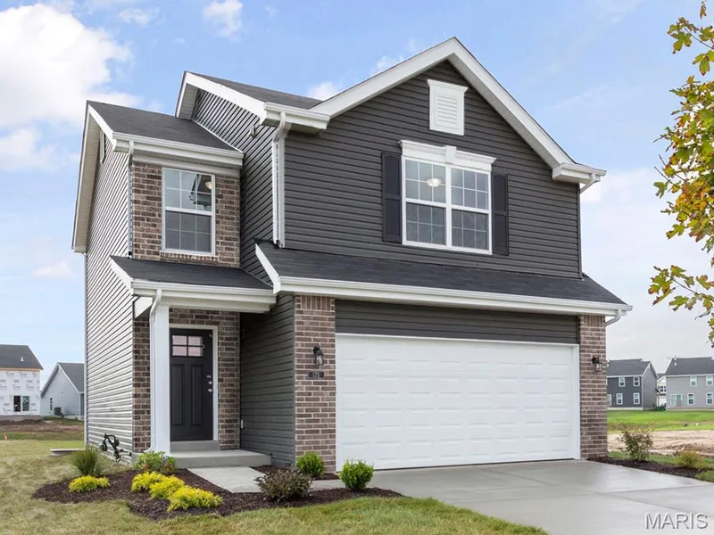 2 Burlington at Oakshire, O'Fallon, MO 63385 — listing photo 2 of 26