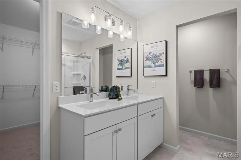 2 Burlington at Oakshire, O'Fallon, MO 63385 — listing photo 10 of 26