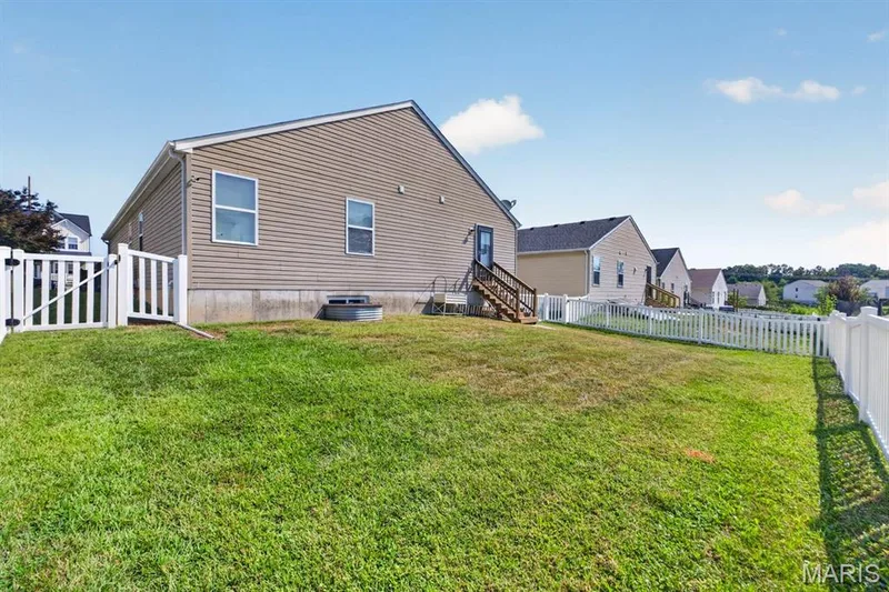 522 Rifle Ridge Drive, Wentzville, MO 63385 — listing photo 36 of 38