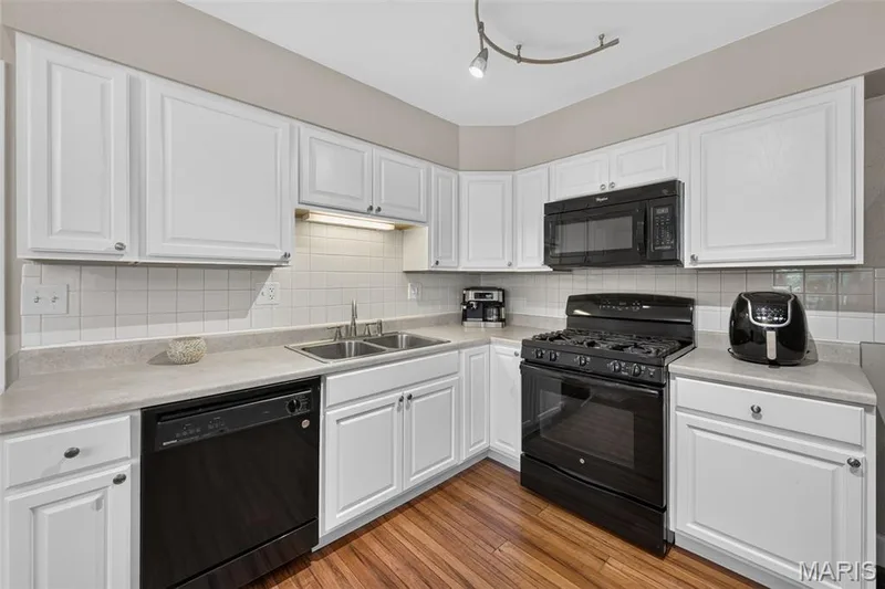1114 Patsy Lane, O'Fallon, MO 63366 — listing photo 16 of 41