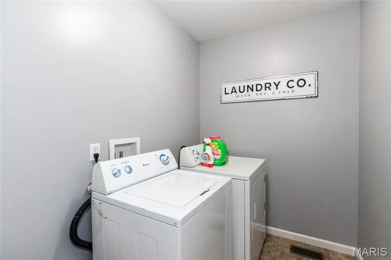 2nd floor laundry. — 21 Meadow Vista Court, St Peters, MO 63376