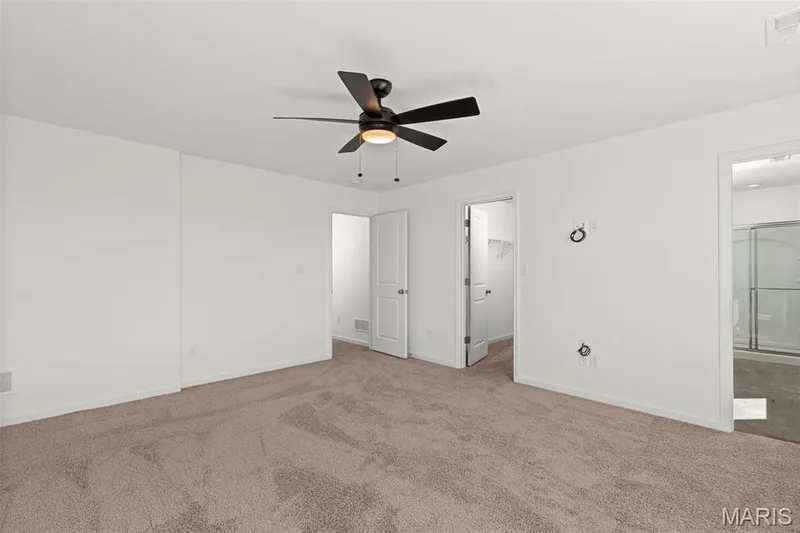 2 Fieldcrest at Oakshire, O'Fallon, MO 63385 — listing photo 8 of 23