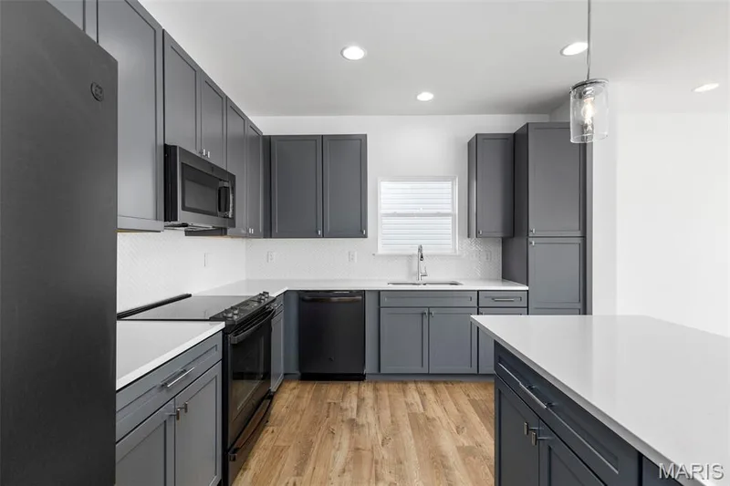 2 Fieldcrest at Oakshire, O'Fallon, MO 63385 — listing photo 11 of 23