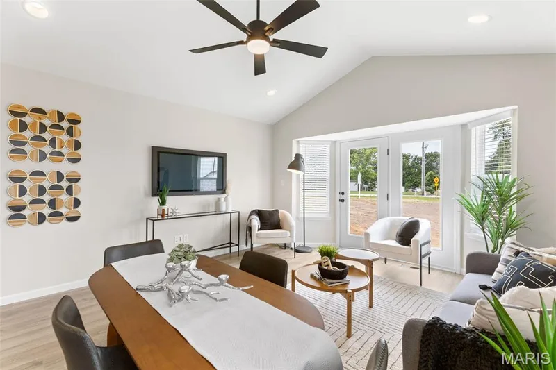 2 Carolina at Oakshire, O'Fallon, MO 63385 — listing photo 8 of 21
