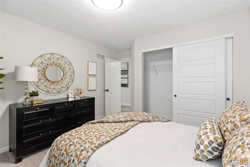 2 Carolina at Oakshire, O'Fallon, MO 63385 — listing photo 17 of 21