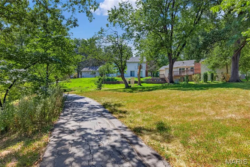 1768 Orchard Hill Drive, Chesterfield, MO 63017 — listing photo 83 of 95