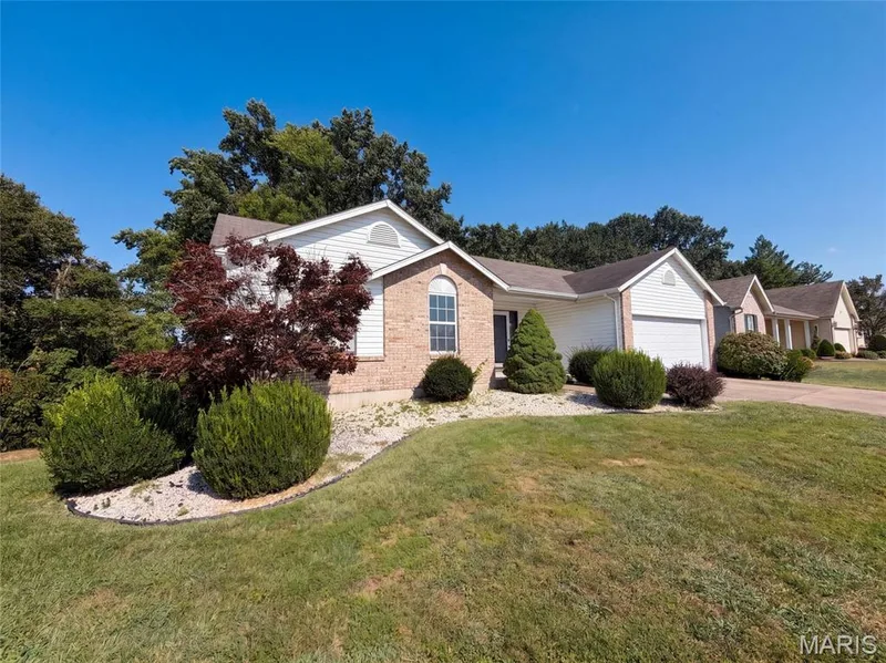 2827 Bromley Drive, O'Fallon, MO 63368 — listing photo 20 of 21