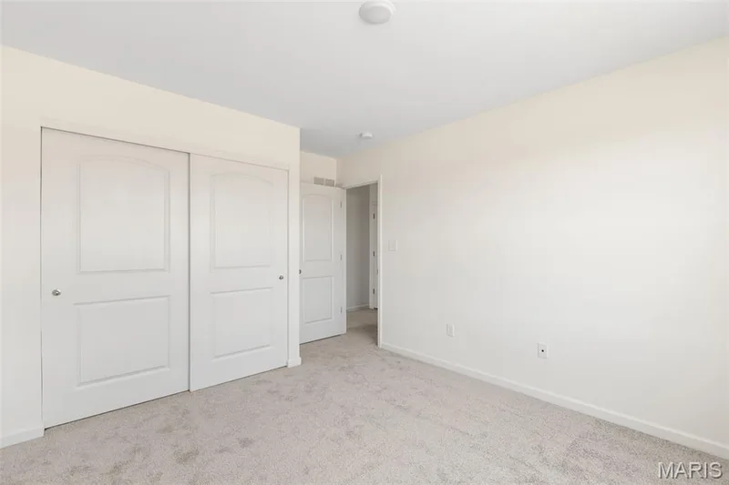 2 Belmont at Oakshire, O'Fallon, MO 63385 — listing photo 3 of 21