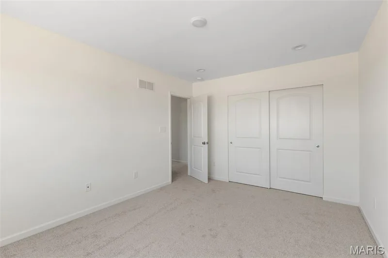 2 Belmont at Oakshire, O'Fallon, MO 63385 — listing photo 5 of 21