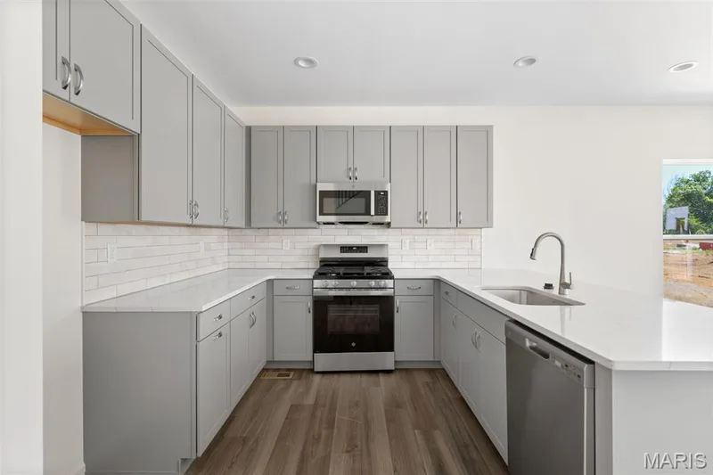 2 Belmont at Oakshire, O'Fallon, MO 63385 — listing photo 18 of 21