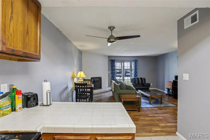 1440 Heritage Landing #208, St Charles, MO 63303 — listing photo 10 of 24