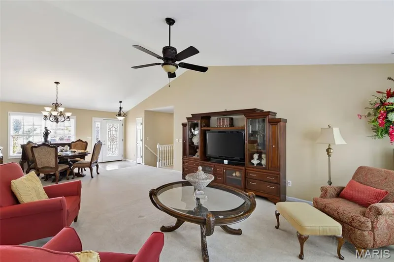 331 Fallon Parkway, St Peters, MO 63376 — listing photo 9 of 43