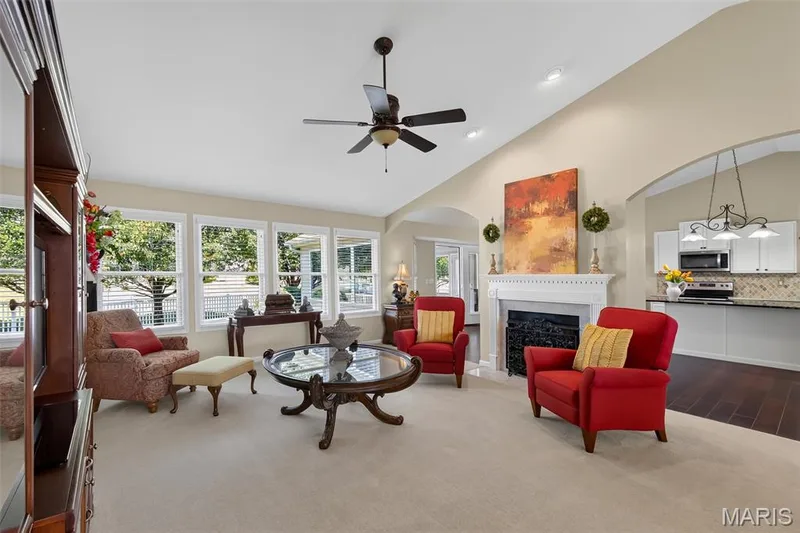 331 Fallon Parkway, St Peters, MO 63376 — listing photo 11 of 43