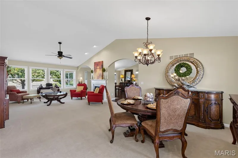 331 Fallon Parkway, St Peters, MO 63376 — listing photo 13 of 43