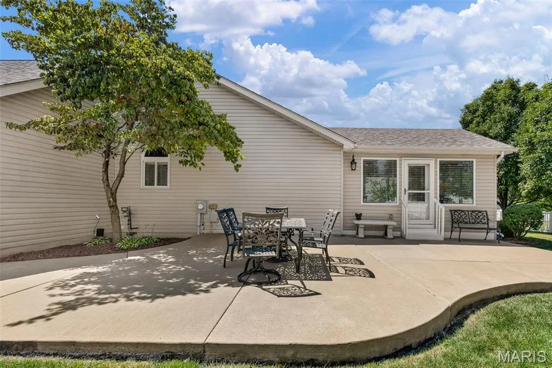 331 Fallon Parkway, St Peters, MO 63376 — listing photo 35 of 43