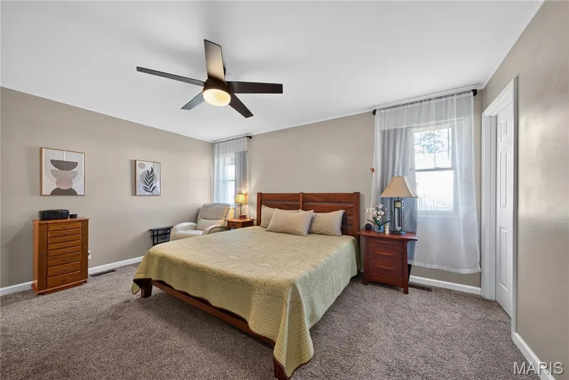 202 Rue Grand Drive, Lake St. Louis, MO 63367 — listing photo 12 of 26