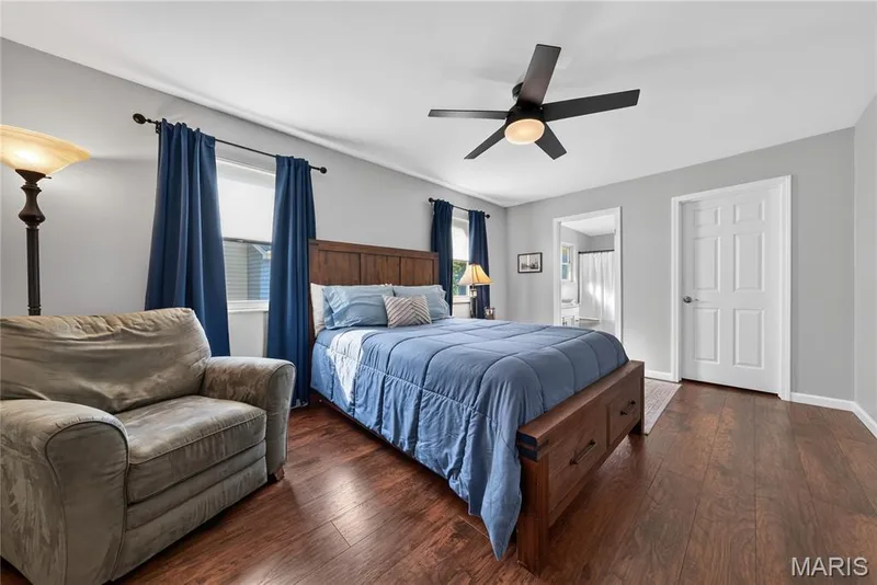 202 Rue Grand Drive, Lake St. Louis, MO 63367 — listing photo 14 of 26