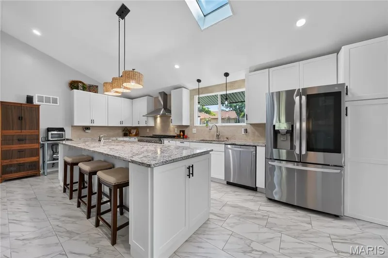 202 Rue Grand Drive, Lake St. Louis, MO 63367 — listing photo 21 of 26