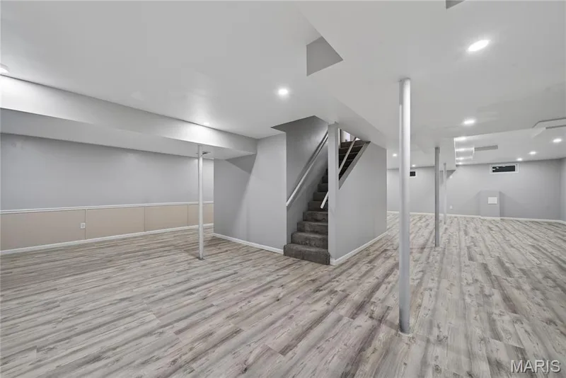 LL has LVP and is waiting for your finishing touches — 202 Rue Grand Drive, Lake St. Louis, MO 63367
