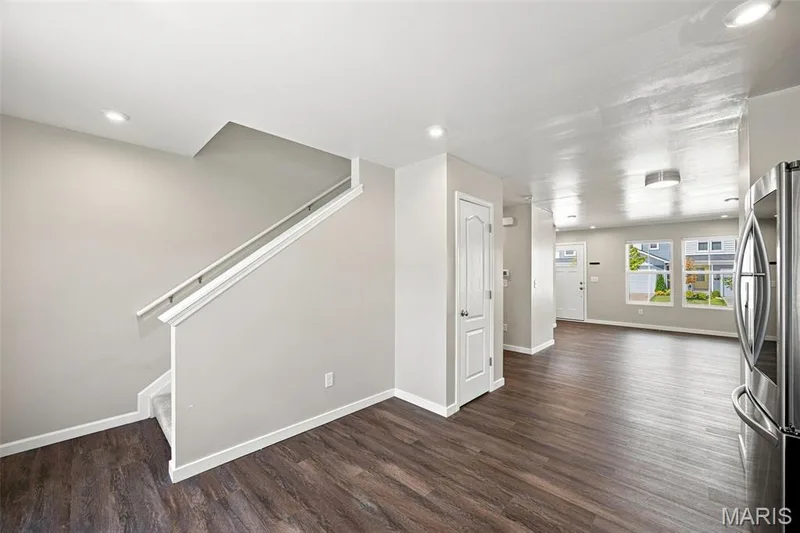 318 Newbridge Way, St Charles, MO 63368 — listing photo 13 of 29