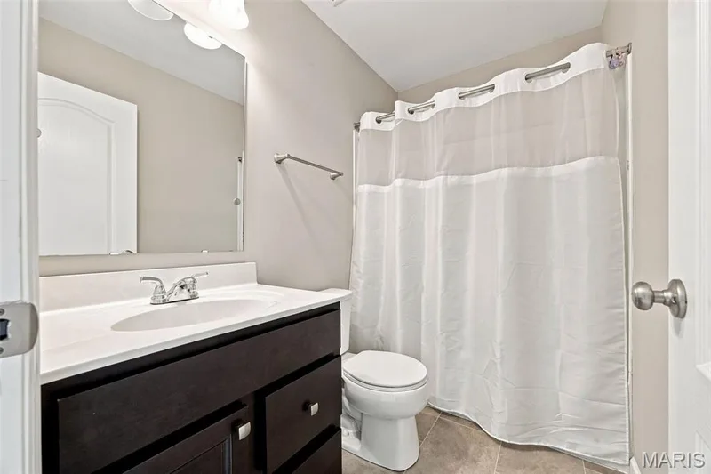 318 Newbridge Way, St Charles, MO 63368 — listing photo 17 of 29