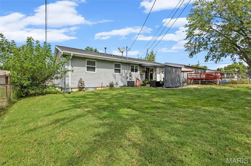 22 Saint Mark Drive, St Peters, MO 63376 — listing photo 41 of 48