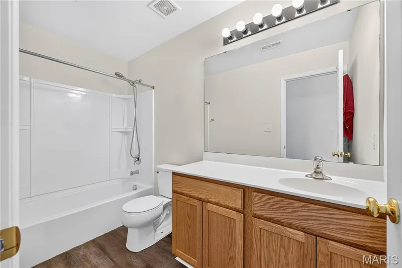 219 Quiet Bend Drive, Wentzville, MO 63385 — listing photo 24 of 31