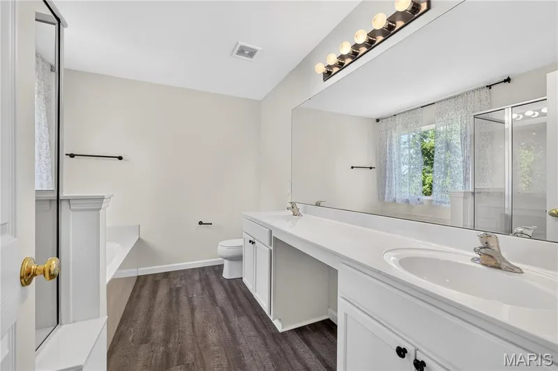 219 Quiet Bend Drive, Wentzville, MO 63385 — listing photo 28 of 31