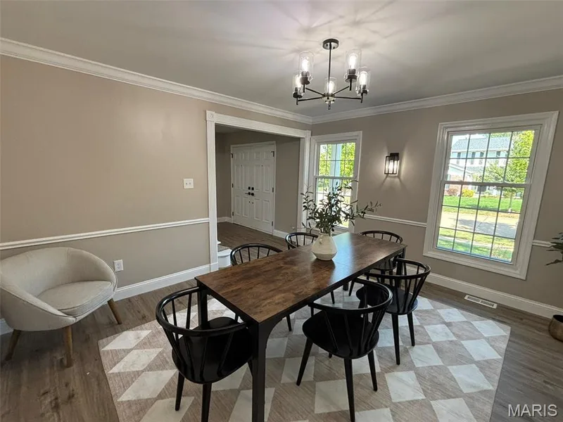 1917 Dovercliff Court, Chesterfield, MO 63017 — listing photo 27 of 54