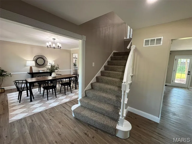 1917 Dovercliff Court, Chesterfield, MO 63017 — listing photo 32 of 54