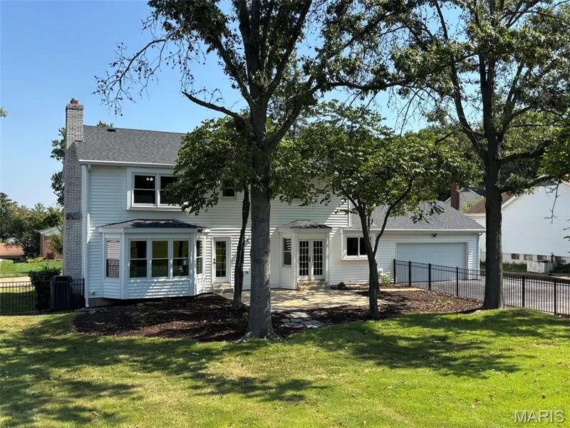 1917 Dovercliff Court, Chesterfield, MO 63017 — listing photo 49 of 54