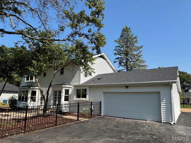 1917 Dovercliff Court, Chesterfield, MO 63017 — listing photo 51 of 54