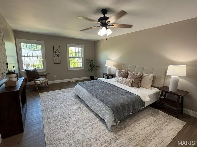 1917 Dovercliff Court, Chesterfield, MO 63017 — listing photo 7 of 54