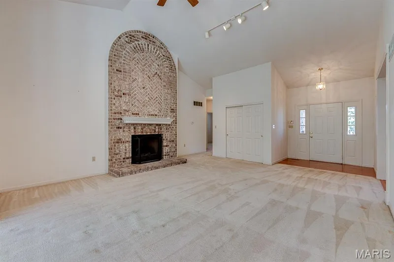 22 Gulf Shores Drive, O'Fallon, MO 63368 — listing photo 5 of 50