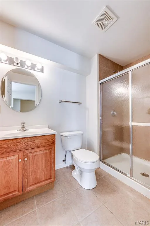 Lower Level full bathroom — 22 Gulf Shores Drive, O'Fallon, MO 63368