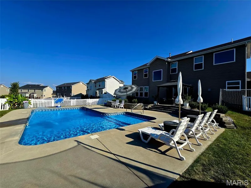 249 Mason Glen Drive, Lake St. Louis, MO 63367 — listing photo 3 of 7