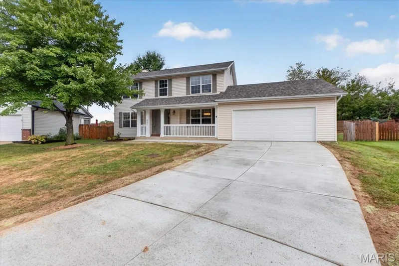 8204 Bristol Valley Drive, St Peters, MO 63376 — listing photo 4 of 62