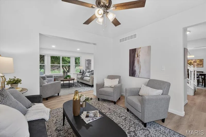 8204 Bristol Valley Drive, St Peters, MO 63376 — listing photo 19 of 62