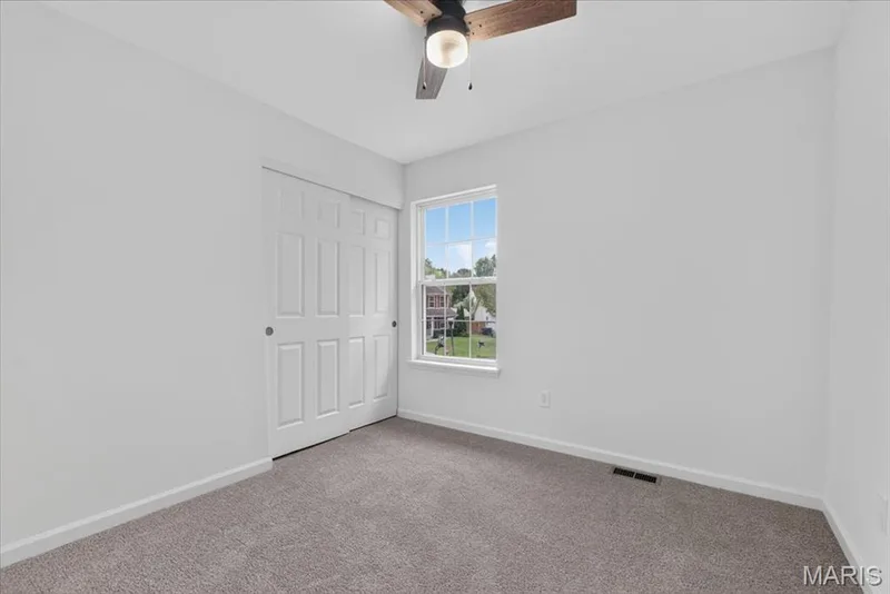 8204 Bristol Valley Drive, St Peters, MO 63376 — listing photo 37 of 62