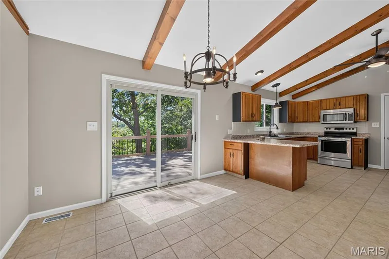 19 Greenview Drive, Defiance, MO 63341 — listing photo 12 of 45