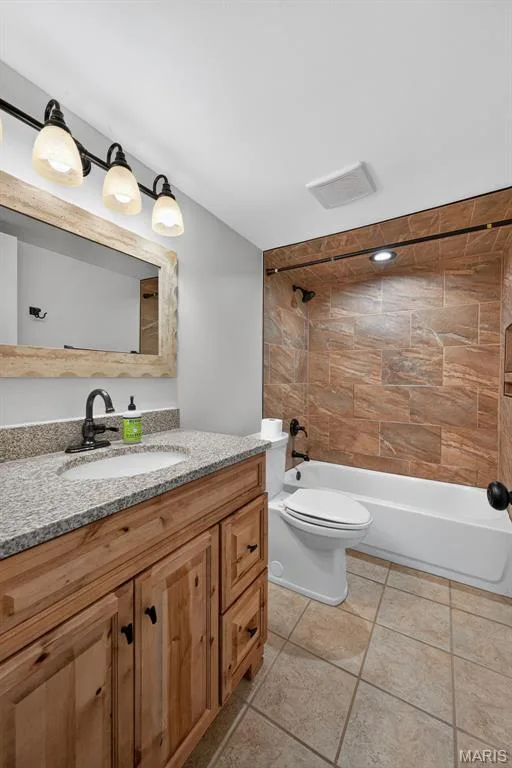 19 Greenview Drive, Defiance, MO 63341 — listing photo 33 of 45