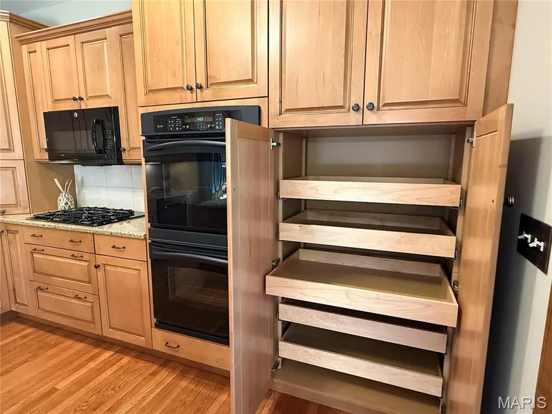 4412 Augusta Shores Drive, Augusta, MO 63332 — listing photo 18 of 74