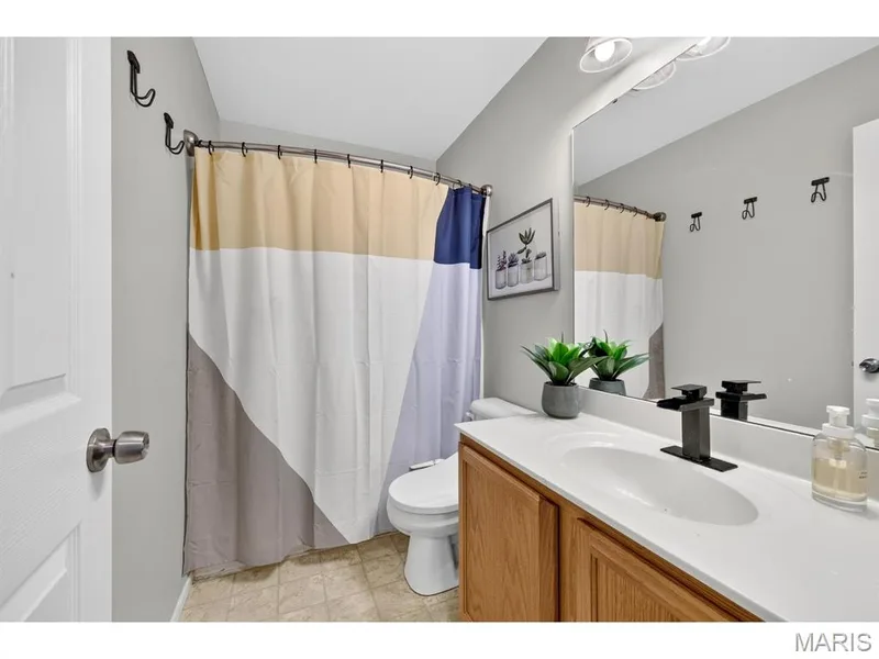 15 Millers Court, O'Fallon, MO 63366 — listing photo 21 of 47