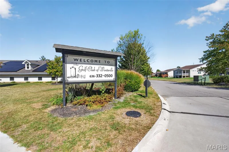 1052 Silo Bend Drive, Wentzville, MO 63385 — listing photo 33 of 41