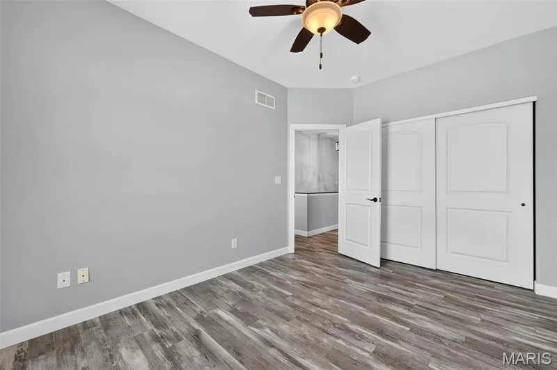 232 Pierce View Circle, Wentzville, MO 63385 — listing photo 10 of 47