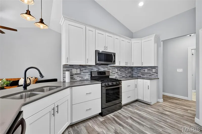 232 Pierce View Circle, Wentzville, MO 63385 — listing photo 23 of 47