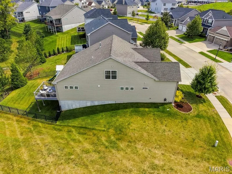 140 Oakleigh Park Lane, St Charles, MO 63303 — listing photo 38 of 40
