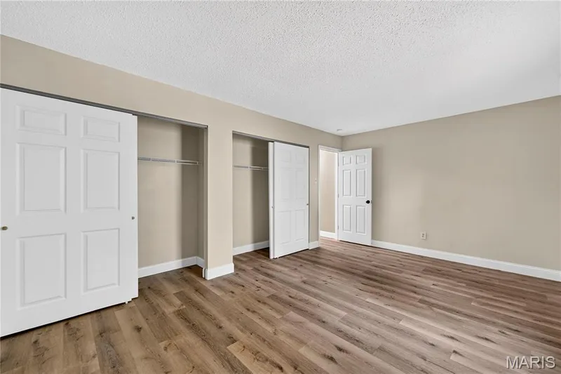 306 Della Drive, St Peters, MO 63376 — listing photo 18 of 26