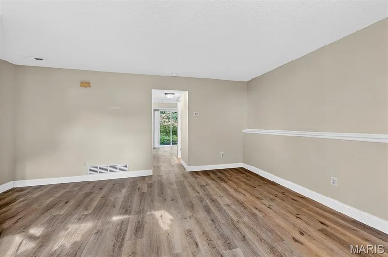 306 Della Drive, St Peters, MO 63376 — listing photo 23 of 26