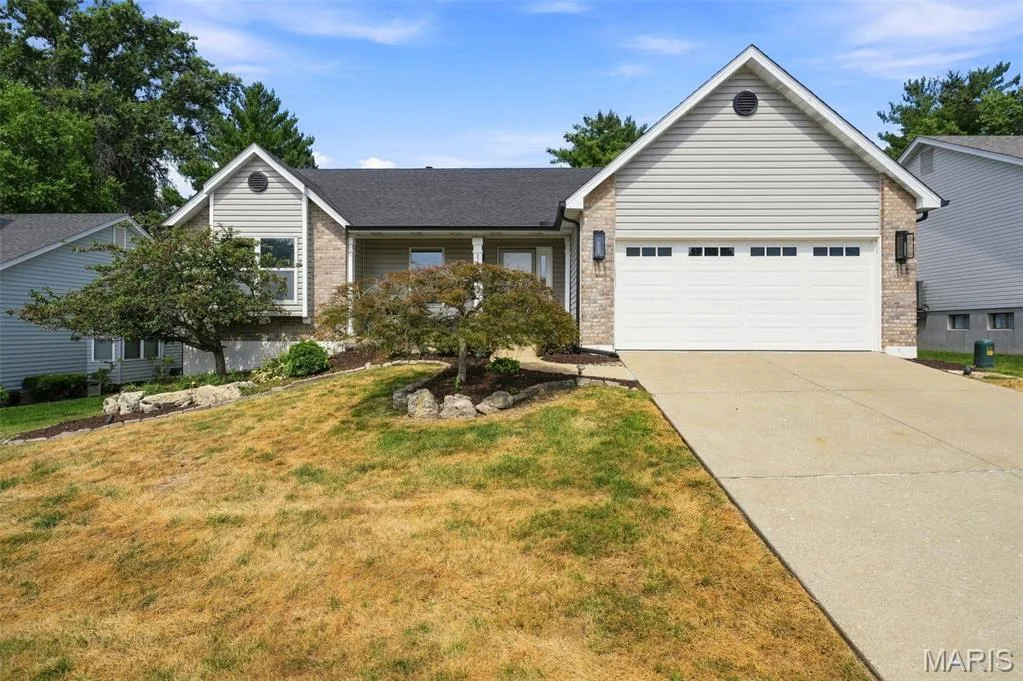 1665 Wild Goose Run, St Charles, MO 63303 — listing photo 1 of 46